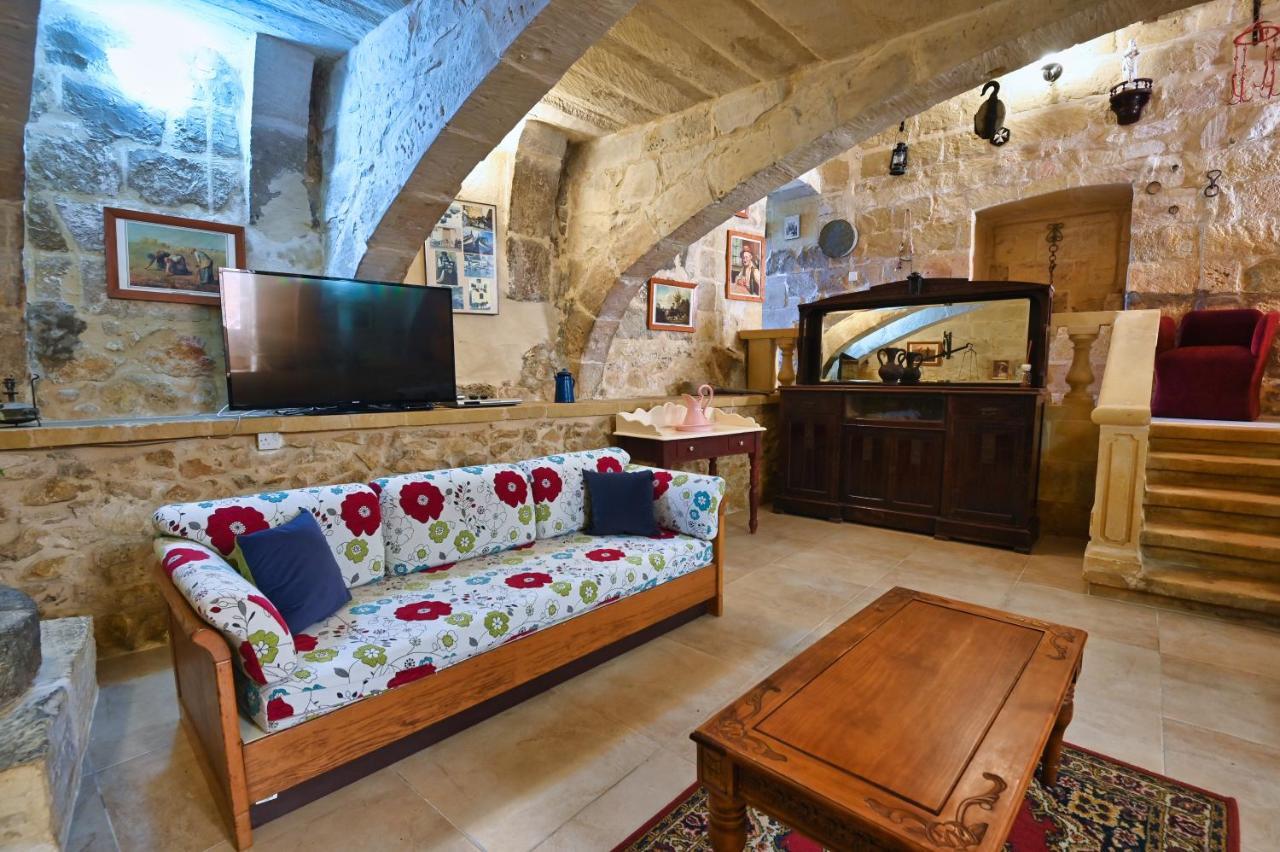 Mill House Villa Għarb Exteriör bild